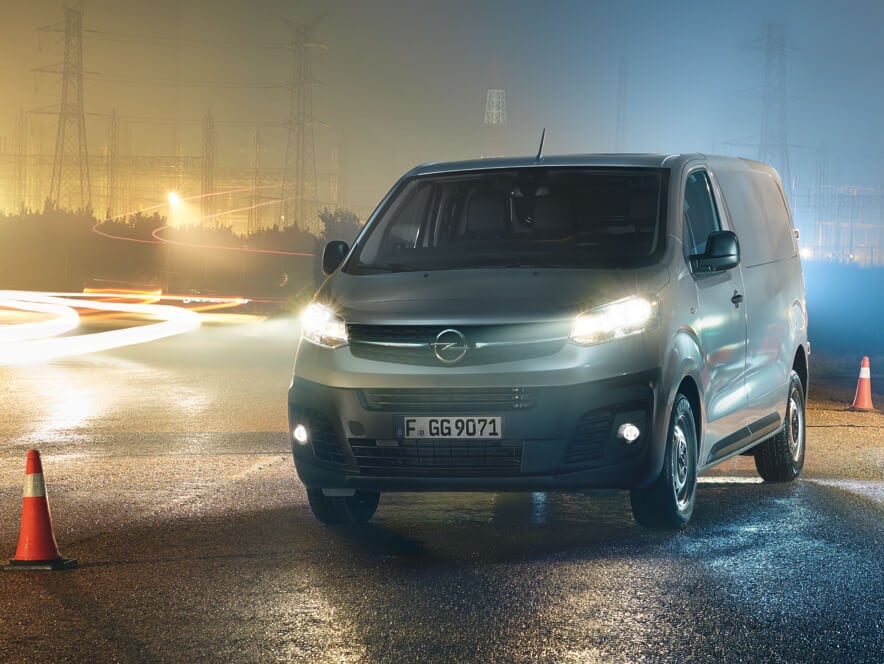 Opel vivaro Features